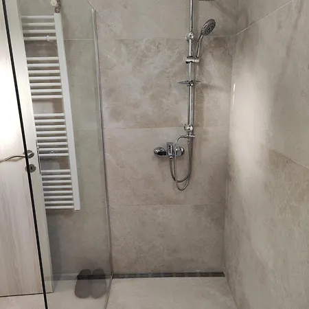 Dino Apartman